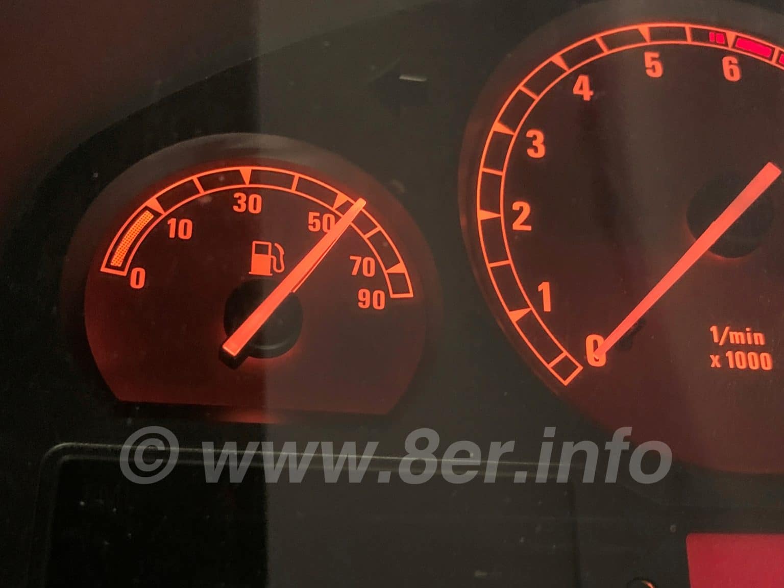 Die Tankanzeige am 8er Funktion, Aufbau und Fehlersuche e31world.de